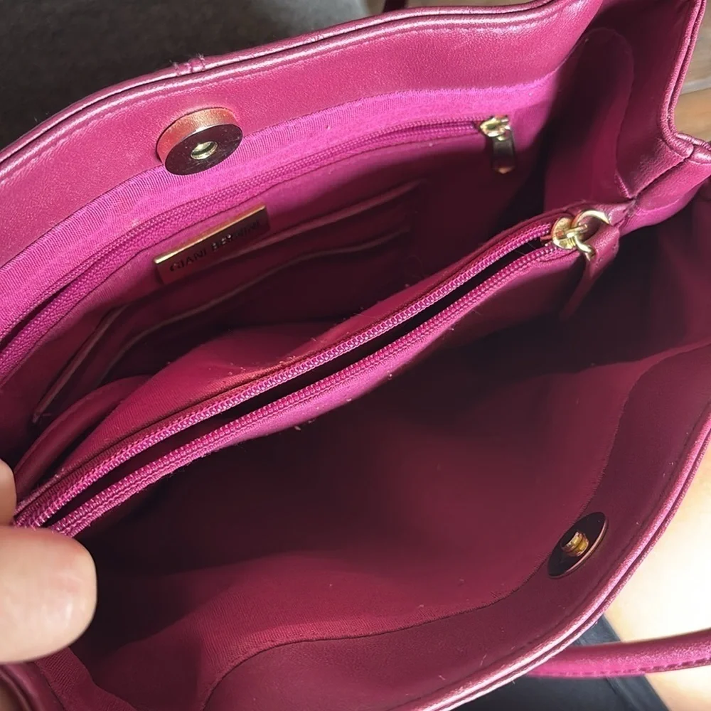 Giani Bernini Purse. New condition.